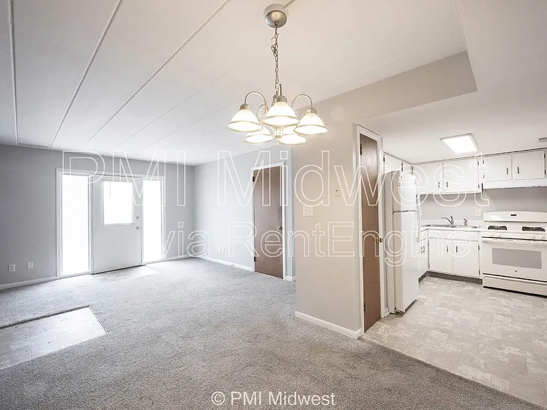 330 Progress Rd #B9 — Photo 5