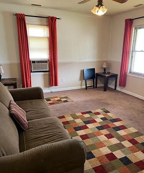 27107 Seyburn Ave — Photo 11