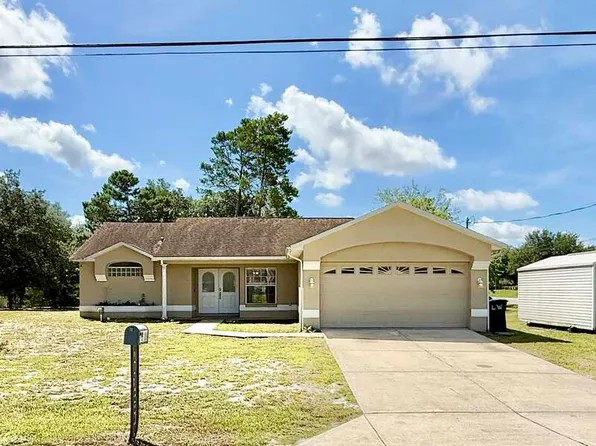 10300 Noddy Tern Rd, Weeki Wachee, FL 34613