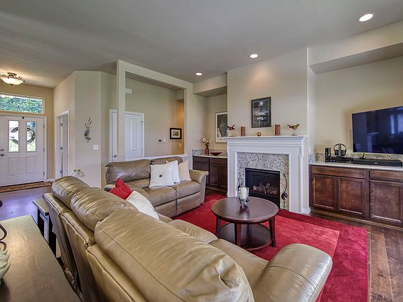 Immaculate, luxurious interiors with 10' ceilings.
