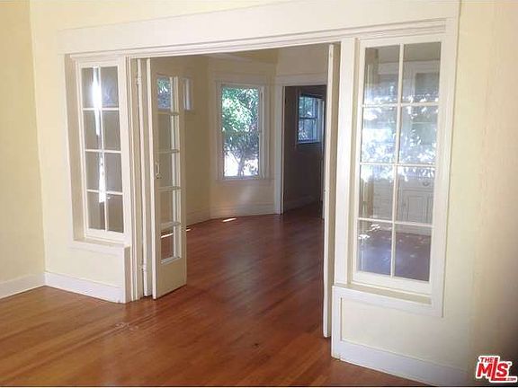 5th image of 2645 S Harvard Blvd