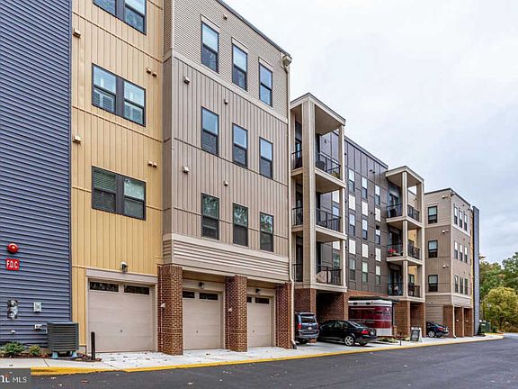 2nd image of 43095 Wynridge Dr #200