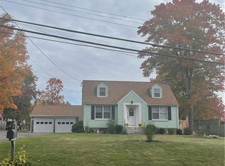 11 Tolland Rd, Bolton, CT 06043