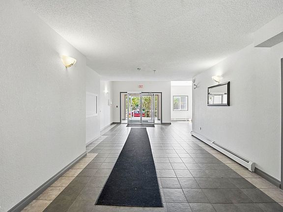 4th image of 11446 40th Ave NW #105