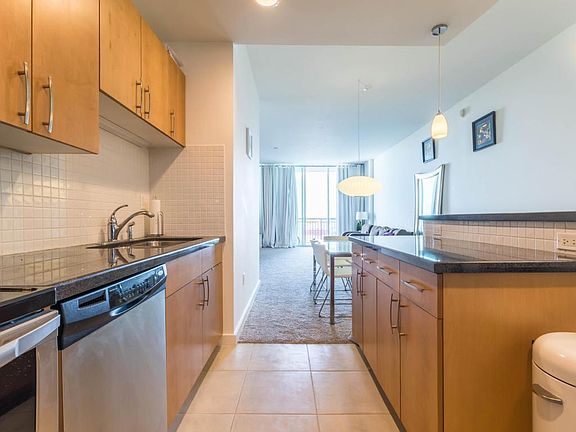 5th image of 300 S Australian Ave Unit 1203