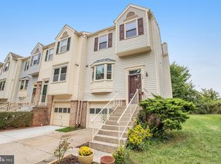 3729 Roxbury Ln, Alexandria, VA 22309