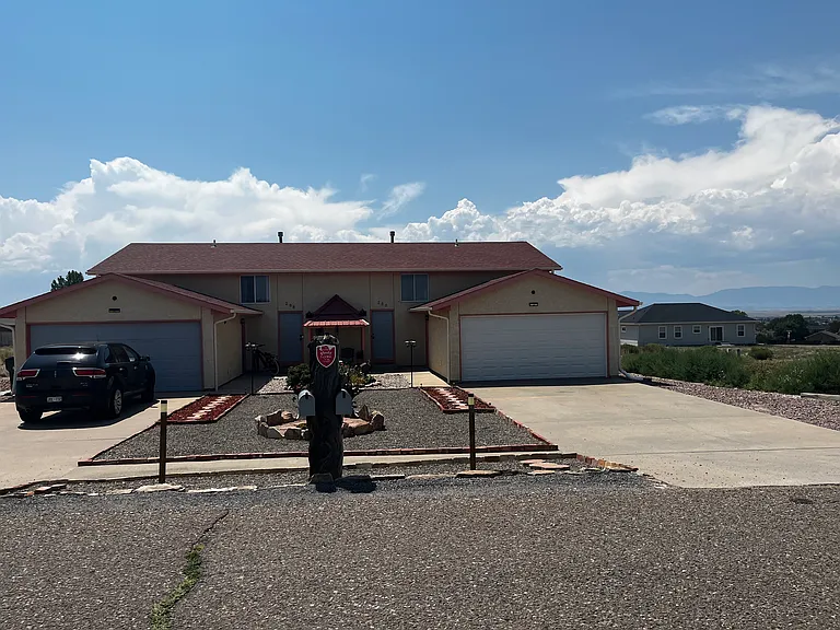 286 W Harmony Dr — Photo 16