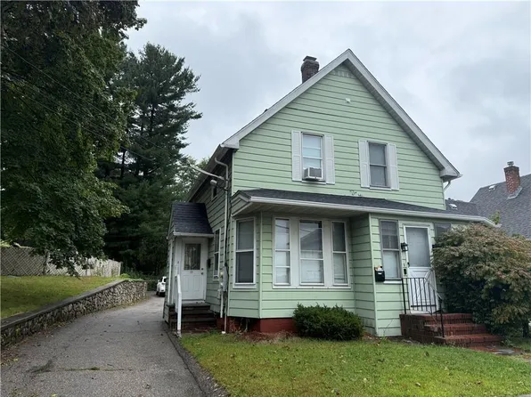 43 Welles St, Woonsocket, RI 02895