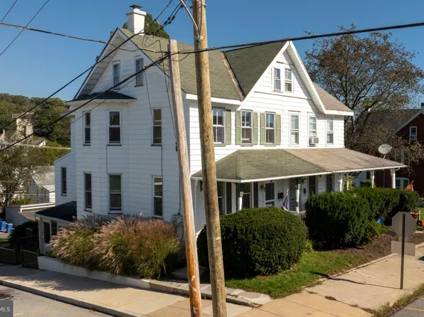 443 W 2nd Ave, Parkesburg, PA 19365