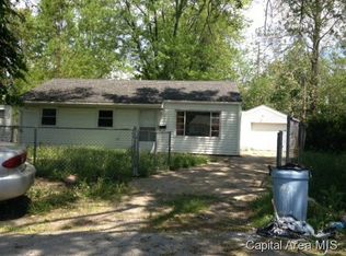 15 Garnet Ct, Springfield, IL 62703