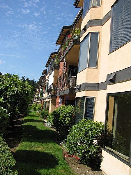 1st image of 22700 28th Ave S APT 111