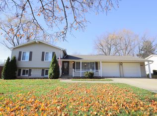 2N228 Highland Ave, Glen Ellyn, IL
