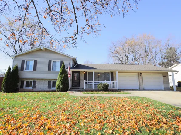 2N228 Highland Ave, Glen Ellyn, IL 60137