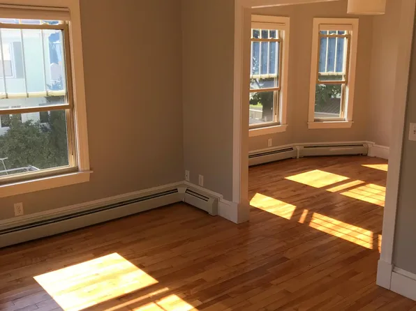 983 Broadway #2, South Portland, ME 04106