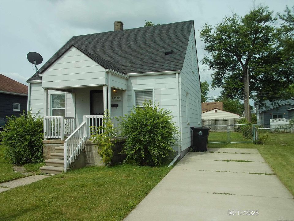 1st image of 25627 Paige St