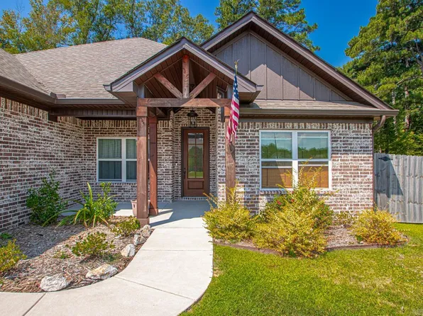 1465 Woolridge Dr, Benton, AR 72019