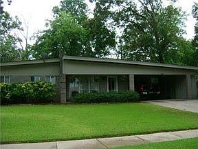 1st image of 758 Woodmont Pl