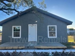 302 N Main St, Kermit, TX 79745