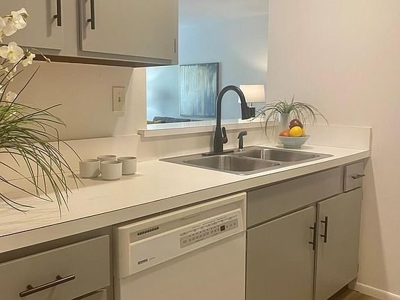 3rd image of 1926 Prairie Sq APT 217B