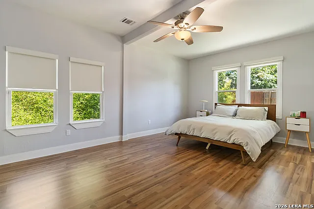 944 Fulton Ave — Photo 20