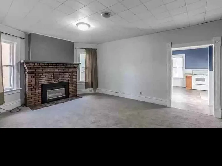 616 N Broad St #2 — Photo 3