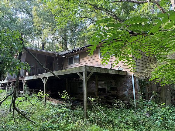 3rd image of 4593 Seward Rd