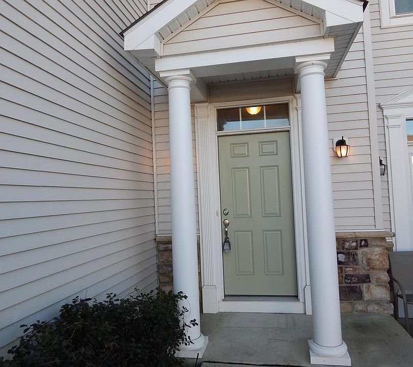 1st image of 242 Wilmore Dr