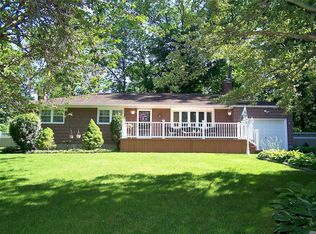 84 Park St, Centereach, NY 11720