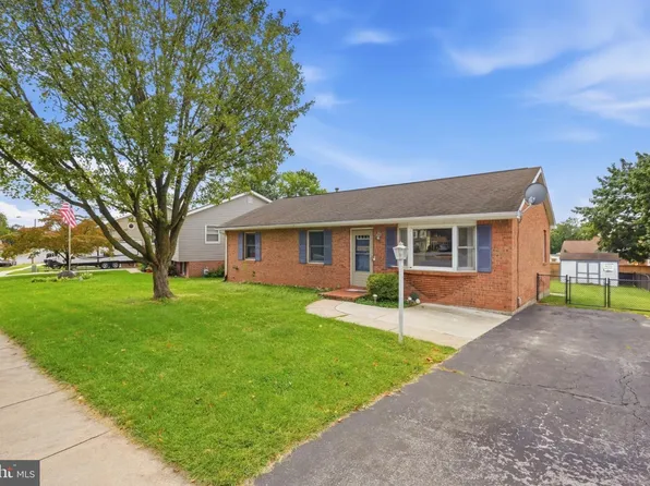 1045 W Irvin Ave, Hagerstown, MD 21742