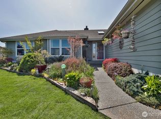 101 Bay View St, Sequim, WA 98382