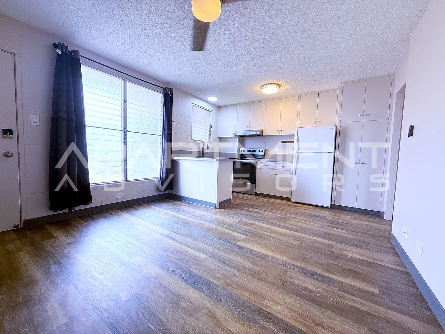 Hoolulu Apartments — Photo 3