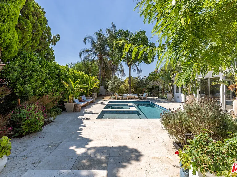 7442 Capps Ave — Photo 47
