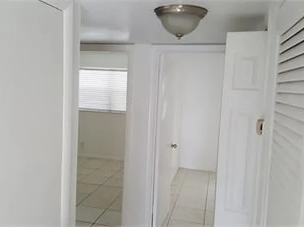 1335 S Dixie Hwy APT 402, Deerfield Beach, FL 33441