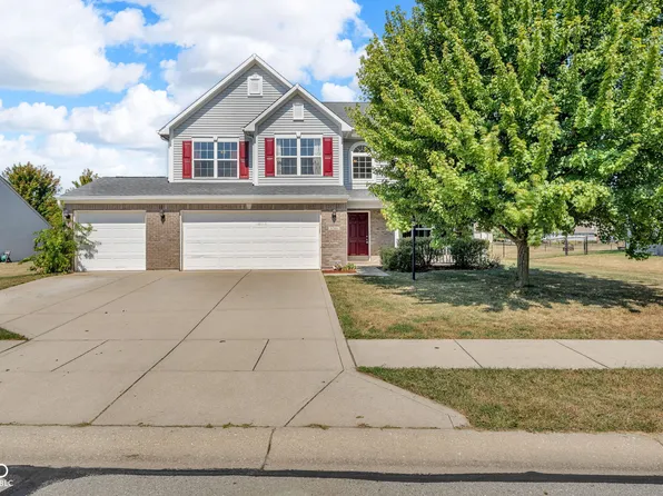 6766 Buhrstone Ln, Avon, IN 46123