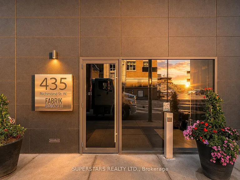 435 Richmond St W #311 — Photo 3