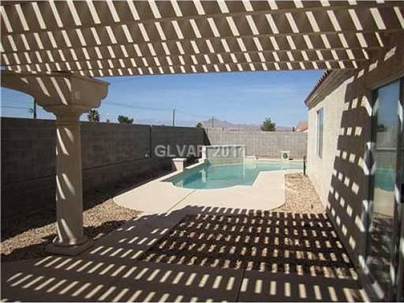 2nd image of 601 Grande Sombrero Way
