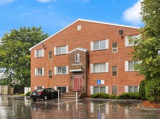 35 Prospect St APT 109, Woburn, MA 01801