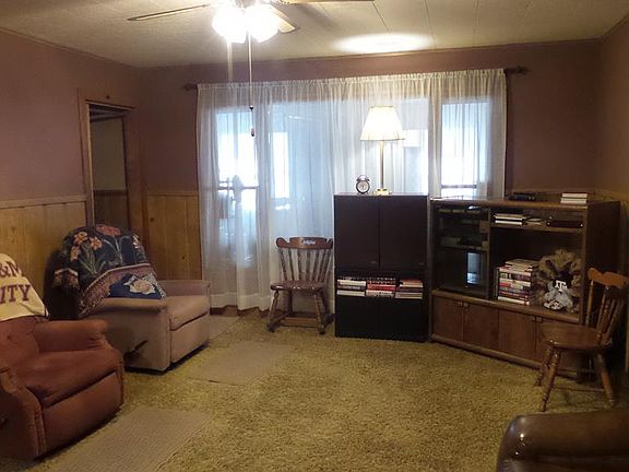 5th image of 402 N 6th St