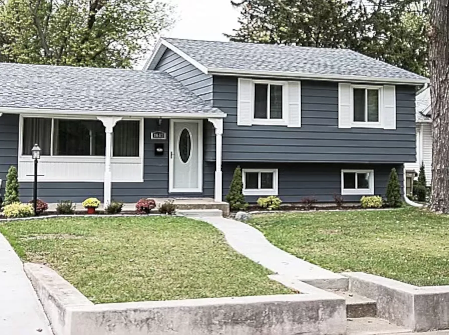 1617 McKinley Ave — Photo 2