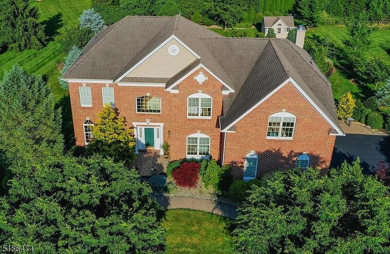 1st image of 4 Crane Ct