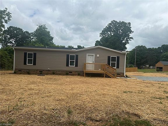 3rd image of 327 Wafford Rd