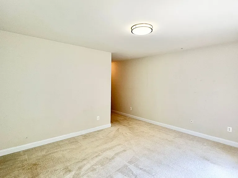 2304 Margraf Cir — Photo 14