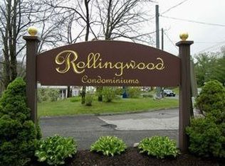 12 Derby Ct, Brookfield, CT 06804
