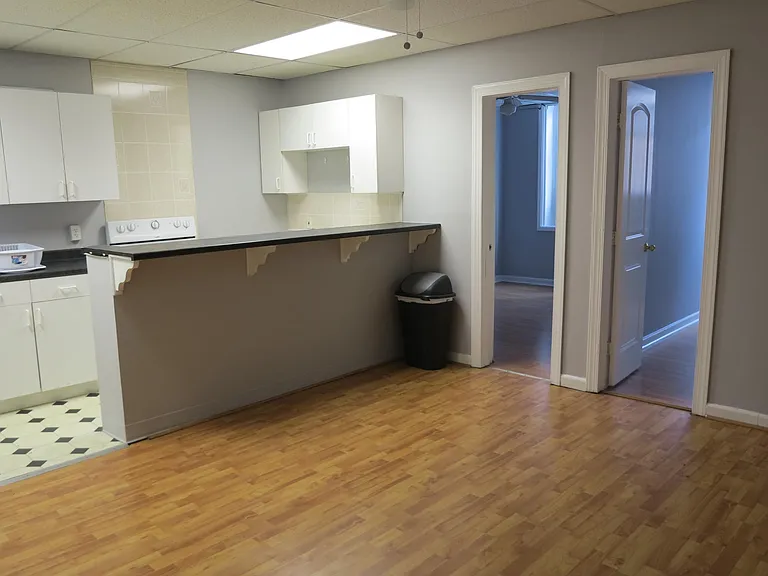 1909 Chestnut St #2 — Photo 10
