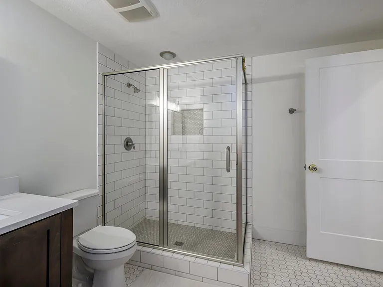13202 S Sunset Glen Way — Photo 15