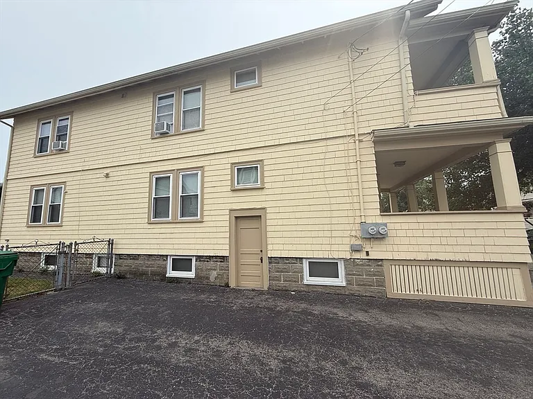 84 Lawrence St #1 — Photo 3