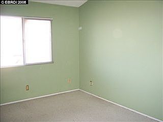 4th image of 644 Sterling Dr