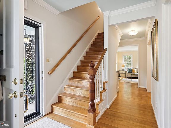 2nd image of 3509 Hamlet Pl #1105