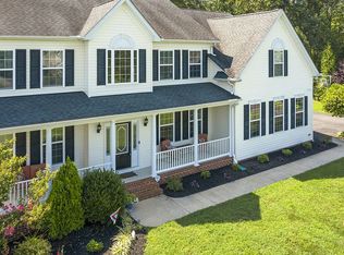 3747 Huntsman Dr, Huntingtown, MD