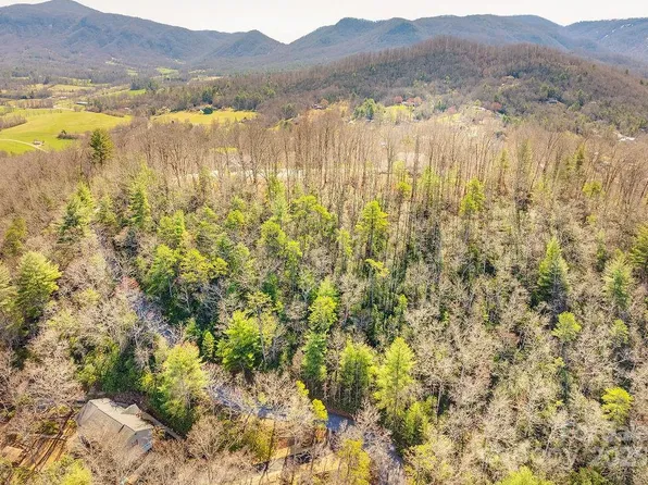 99999 Pheasant Ridge Rd #13, Fairview, NC 28730